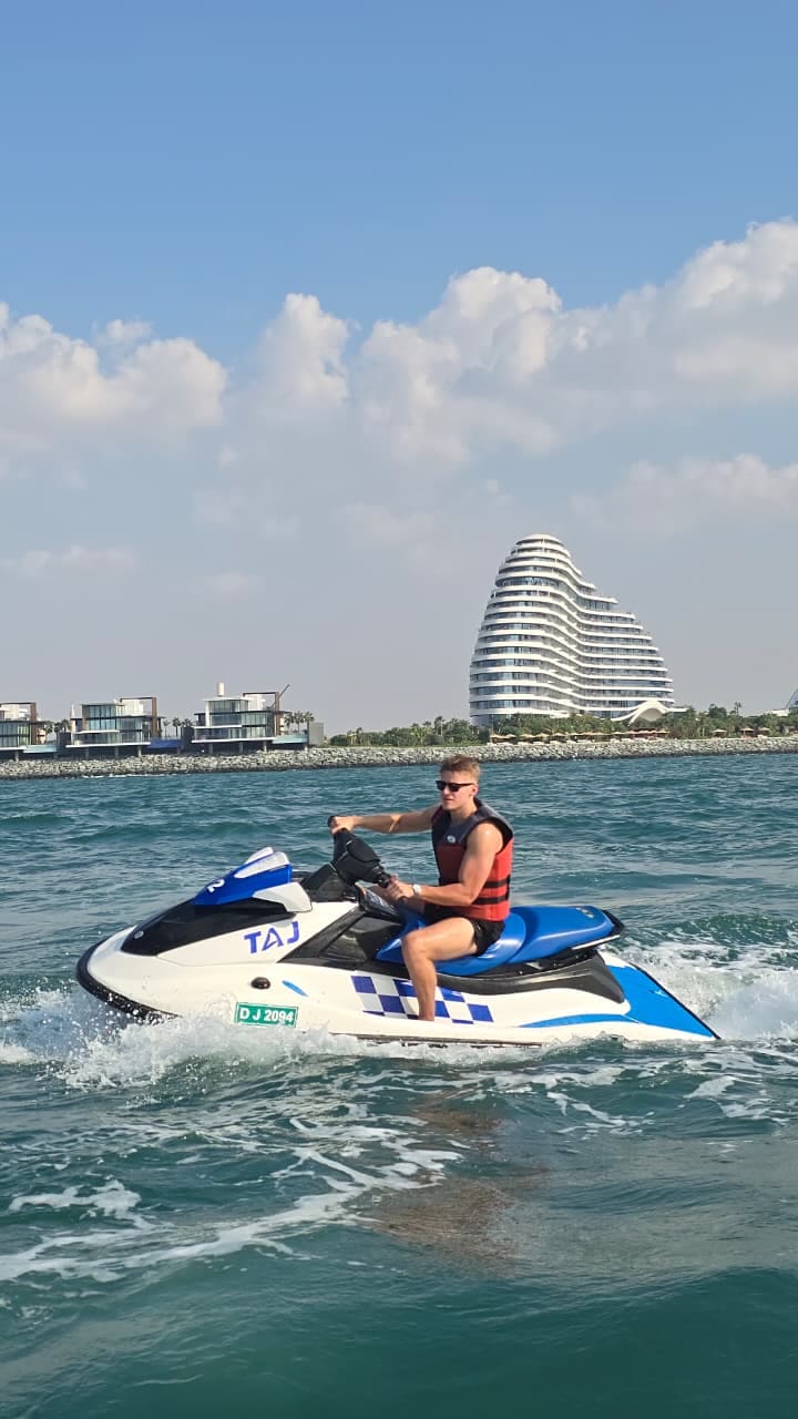 Jet ski adventure in Dubai